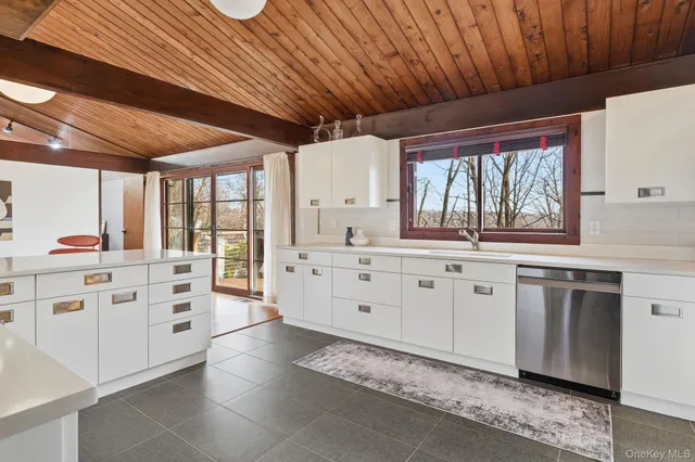 $9,500 | 16 Park Hill Terrace, Dobbs Ferry, NY 10522