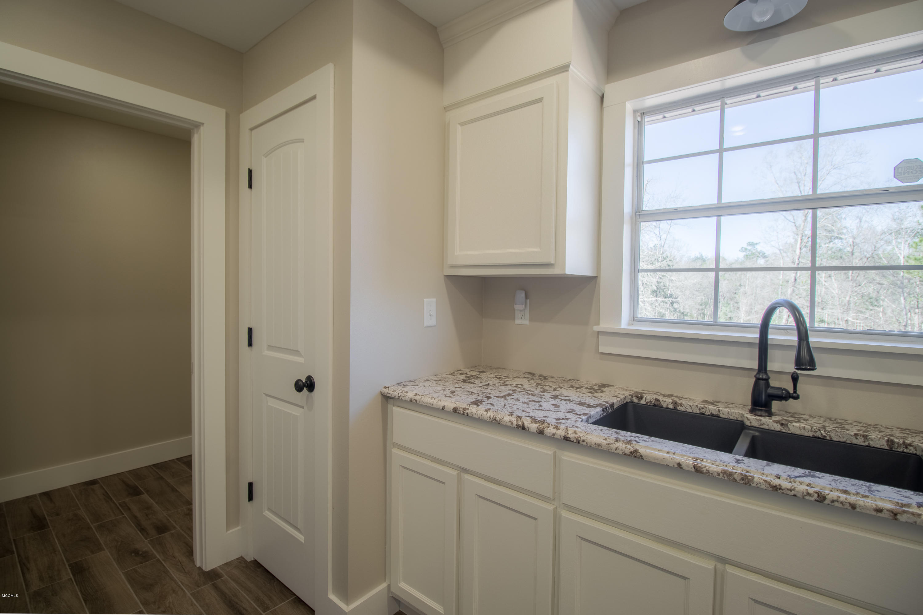 79 Quail Ridge Lane McHenry, MS 39561 - Photo 7 of 14 Kitchen