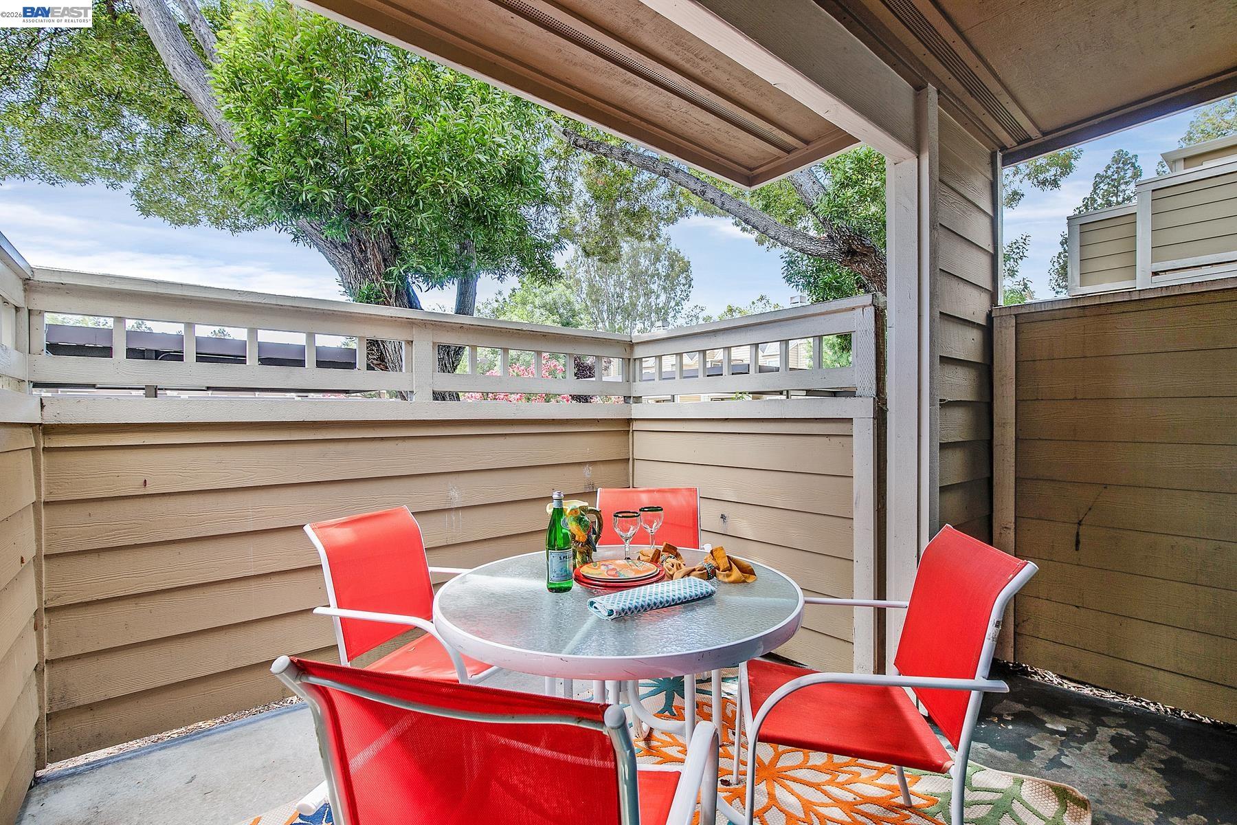 150 Reflections Drive, Unit 13 San Ramon, CA 94583 - Photo 21 of 33 a view of a outdoor seating area