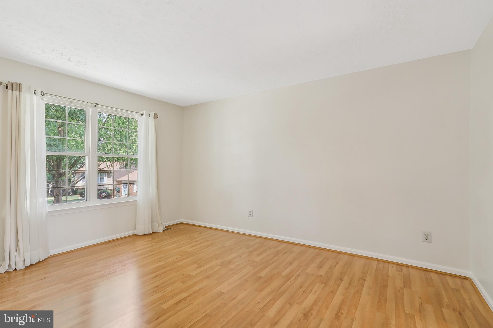 7515 Garrison Road Hyattsville, MD 20784 - Photo 4 of 54 Gallery Image 4