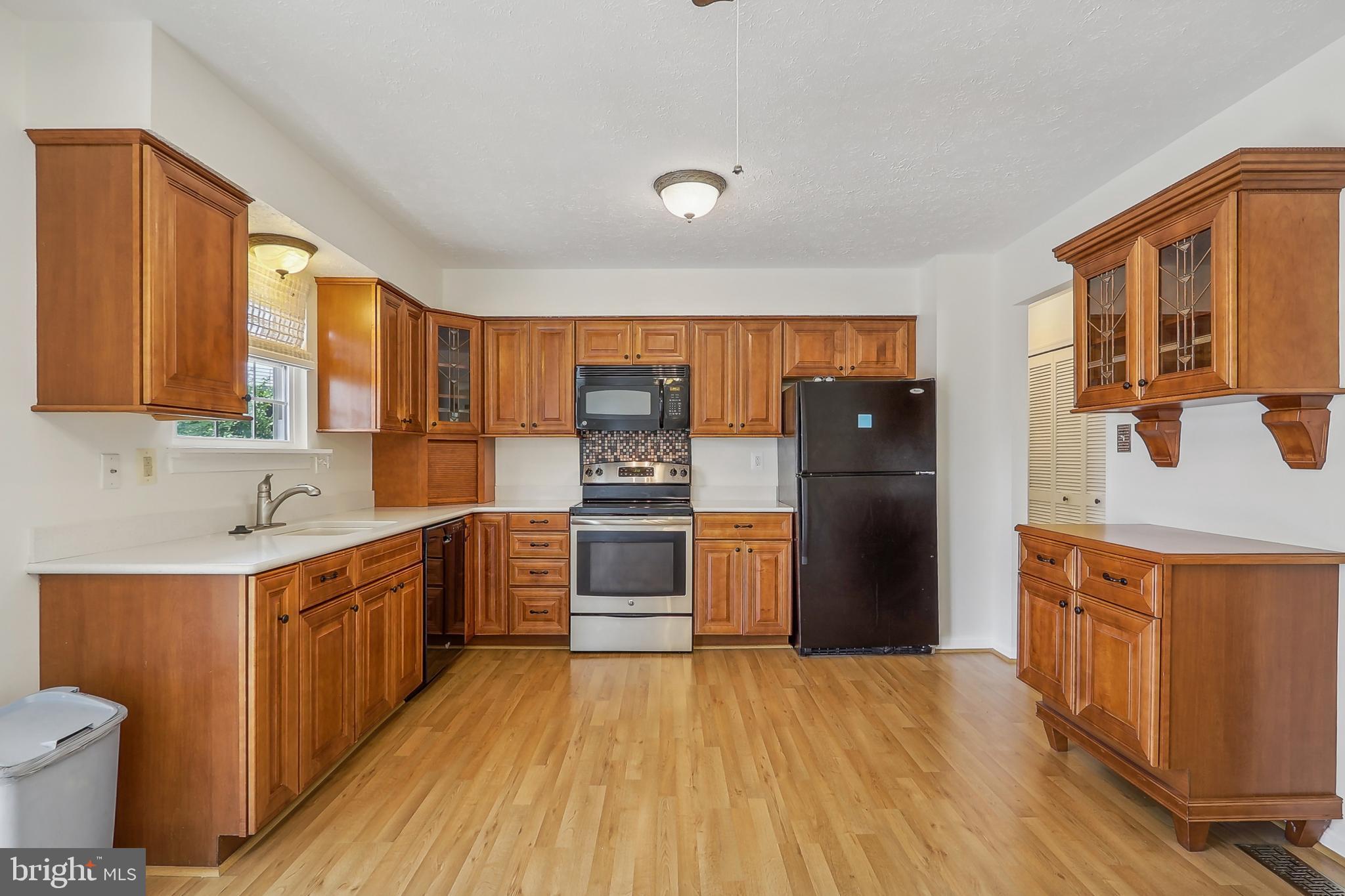 7515 Garrison Road Hyattsville, MD 20784 - Photo 8 of 54 Gallery Image 8