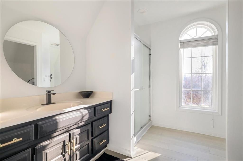 5929 North Mattox Road Kansas City, MO 64151 - Photo 30 of 57