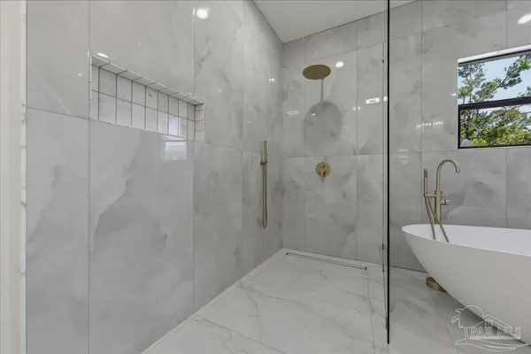 $899,000 | 13611 Zodiac Drive, Pensacola, FL 32507