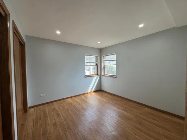 $1,800 | 6543 16th Street, Unit 6, Berwyn, IL 60402