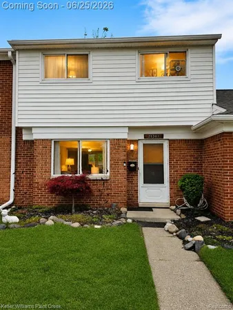 $72,000 | 20301 15 Mile Road, Clinton Township, MI 48035