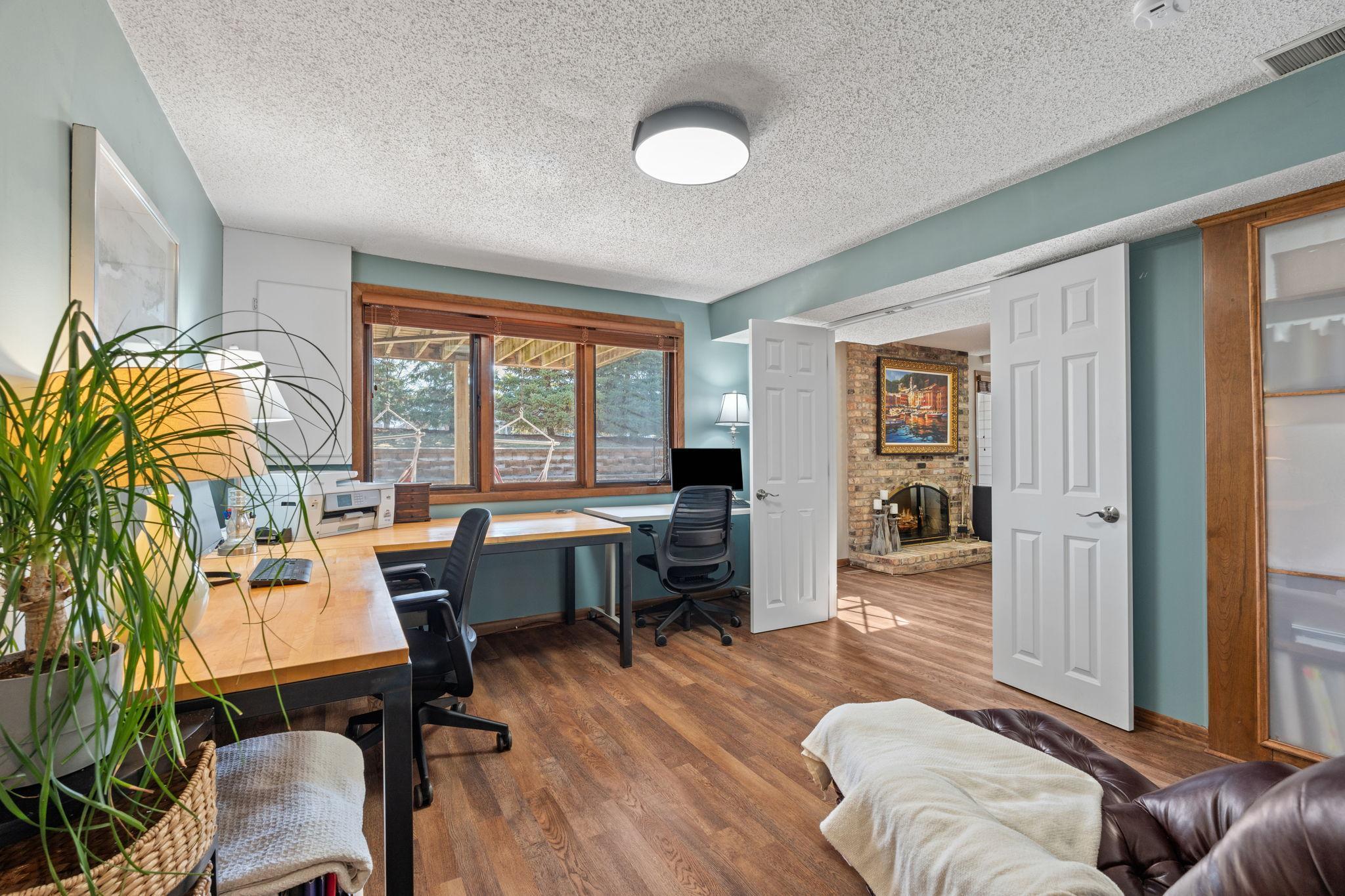 9344 Nesbitt Road Bloomington, MN 55437 - Photo 25 of 46