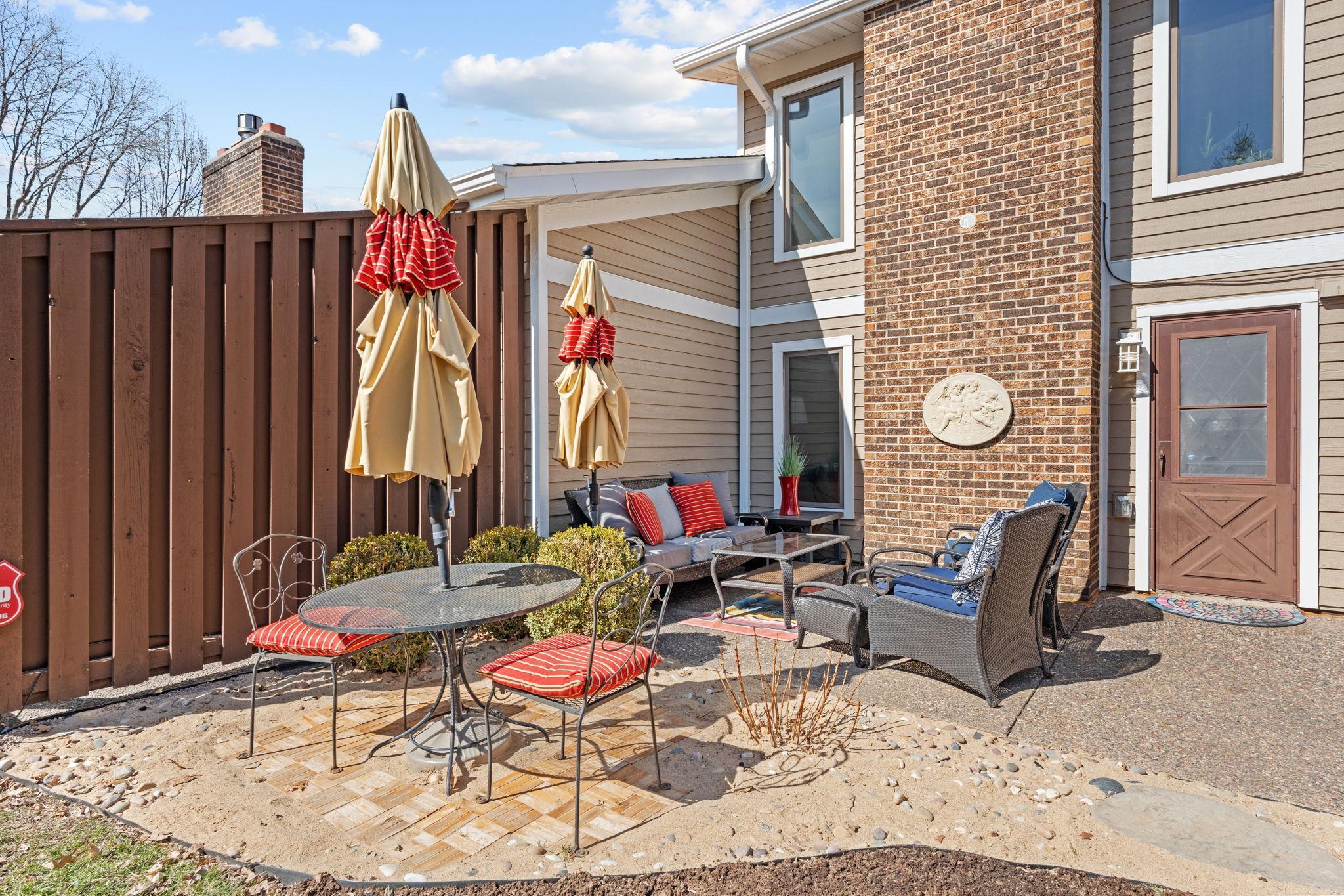 9344 Nesbitt Road Bloomington, MN 55437 - Photo 35 of 46