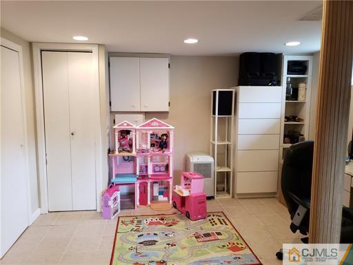 15 Snowden Road East Brunswick, NJ 08816 - Photo 19 of 25 Gallery Image 19
