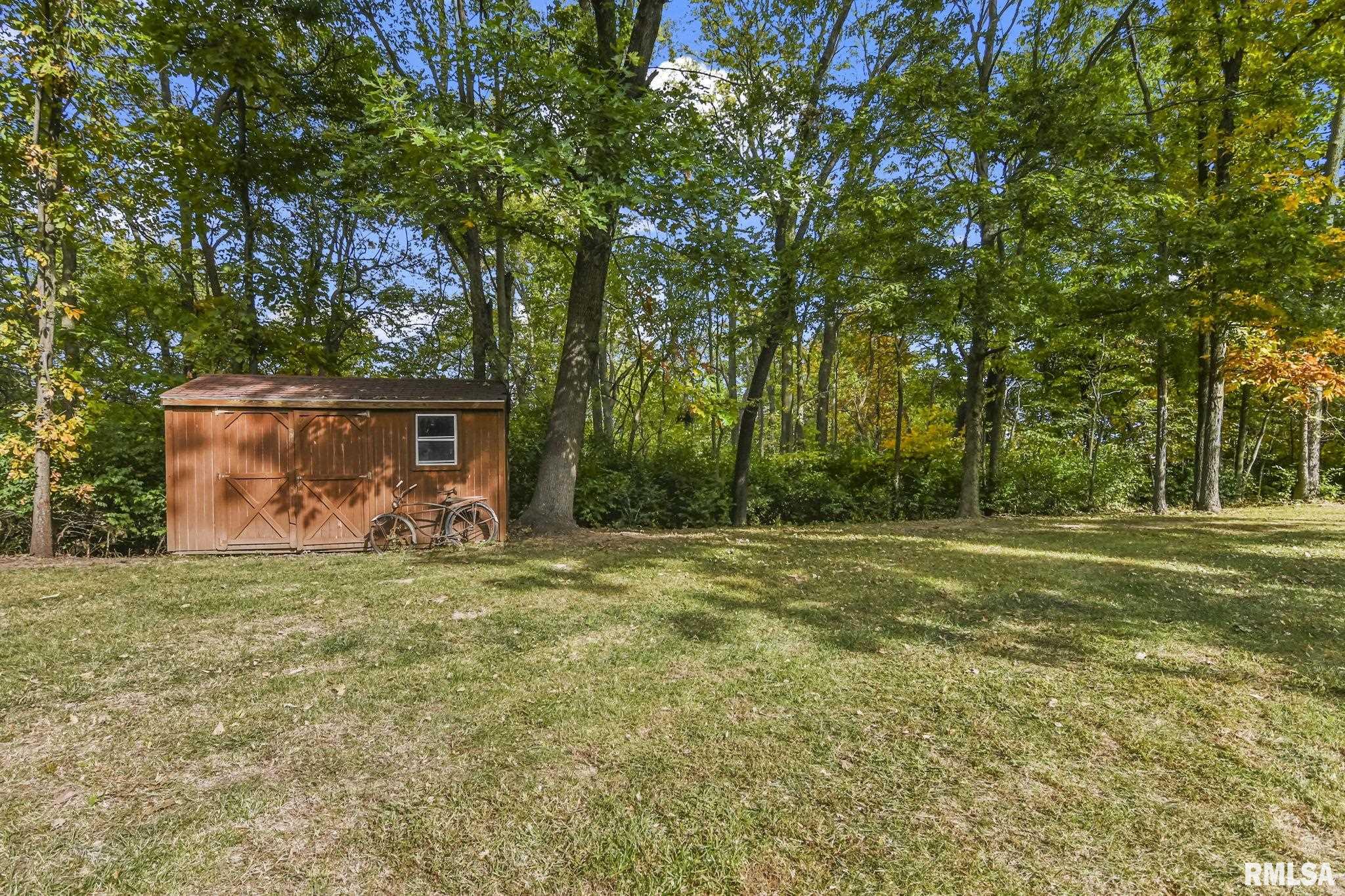 2552 Loami Road Jacksonville, IL 62650 - Photo 28 of 34