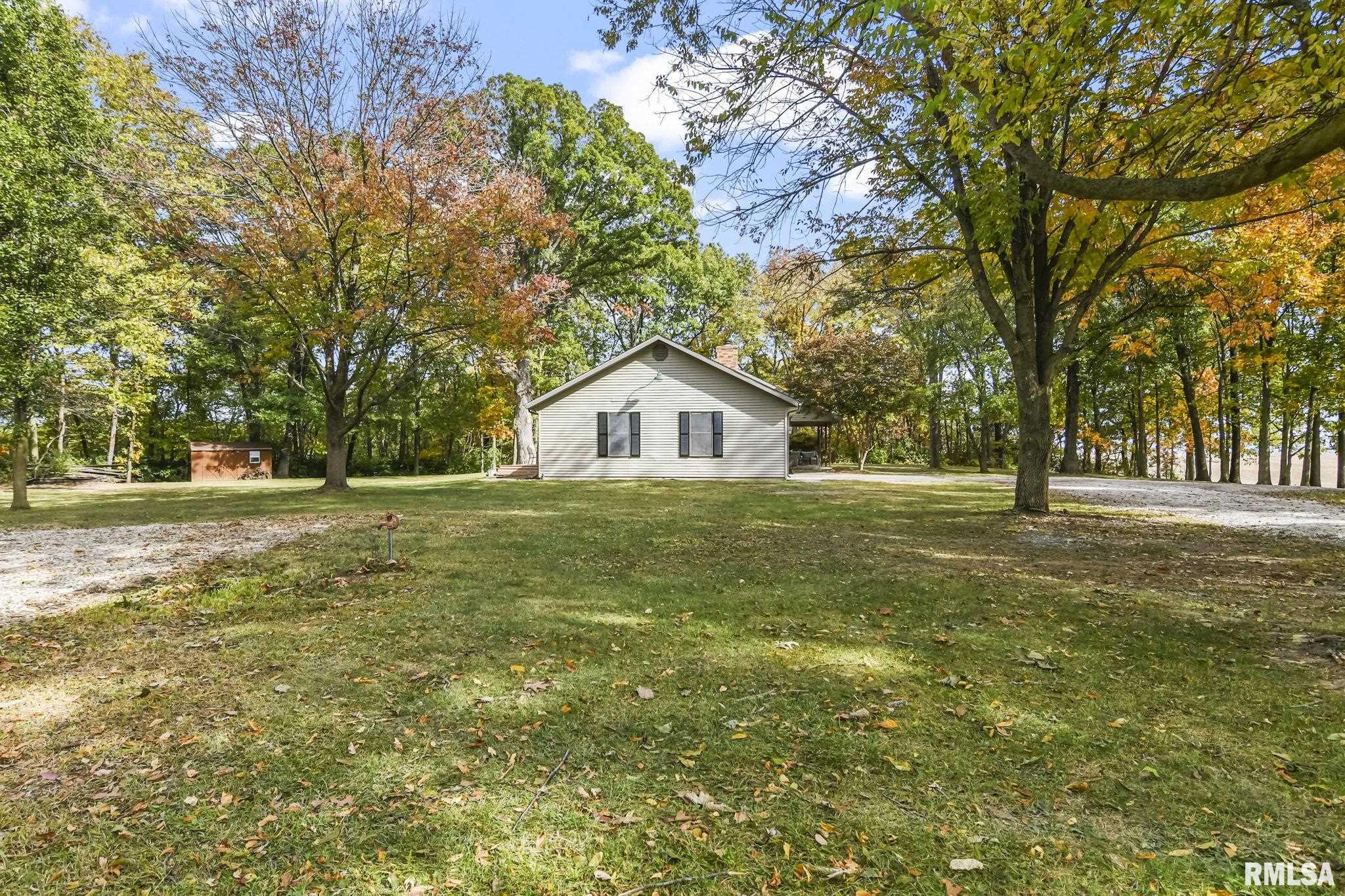 2552 Loami Road Jacksonville, IL 62650 - Photo 32 of 34