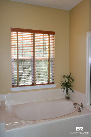 9357 Galion Walk Gulf Shores, AL 36542 - Photo 11 of 29 Garden tub in Master