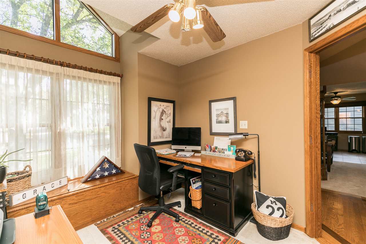 3713 Coppermill Road Northeast Cedar Rapids, IA 52402 - Photo 24 of 47 Gallery Image 24