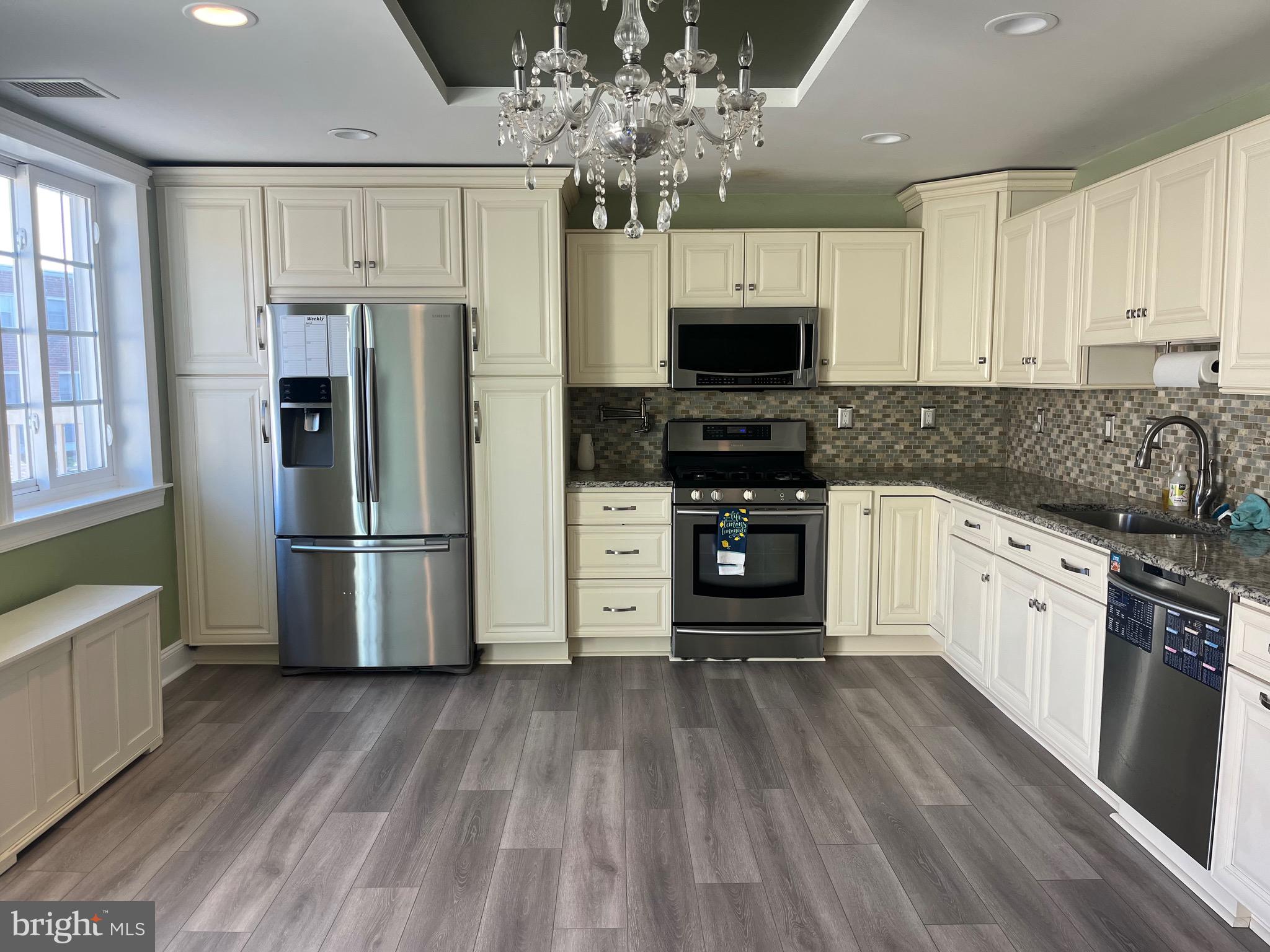 11804 Brandon Road Philadelphia, PA 19154 - Photo 12 of 40