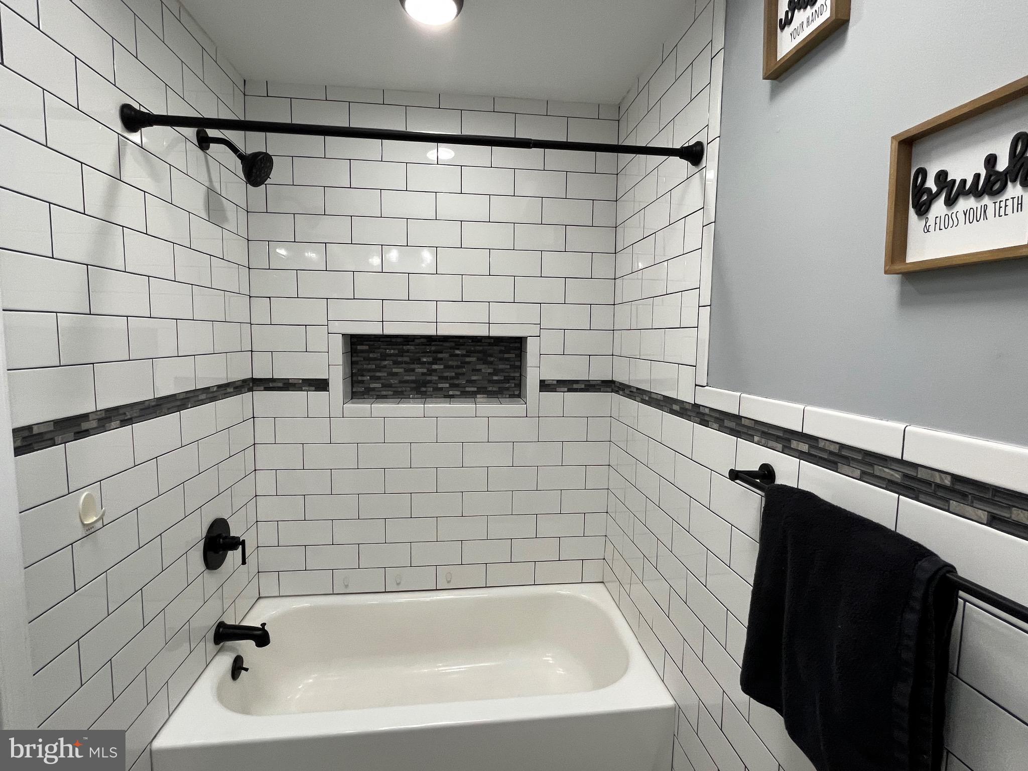 11804 Brandon Road Philadelphia, PA 19154 - Photo 23 of 40