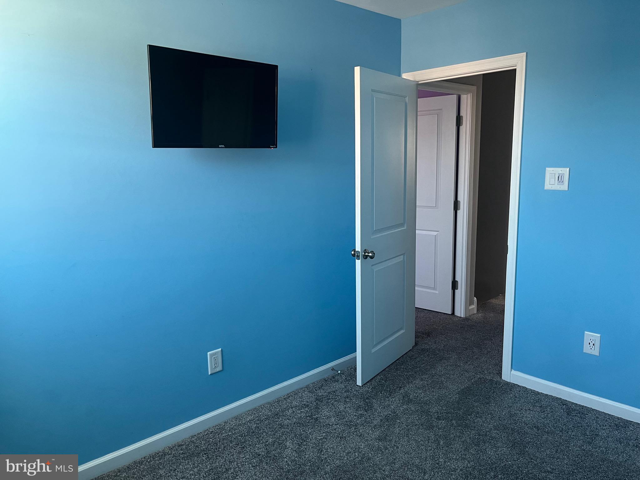 11804 Brandon Road Philadelphia, PA 19154 - Photo 27 of 40