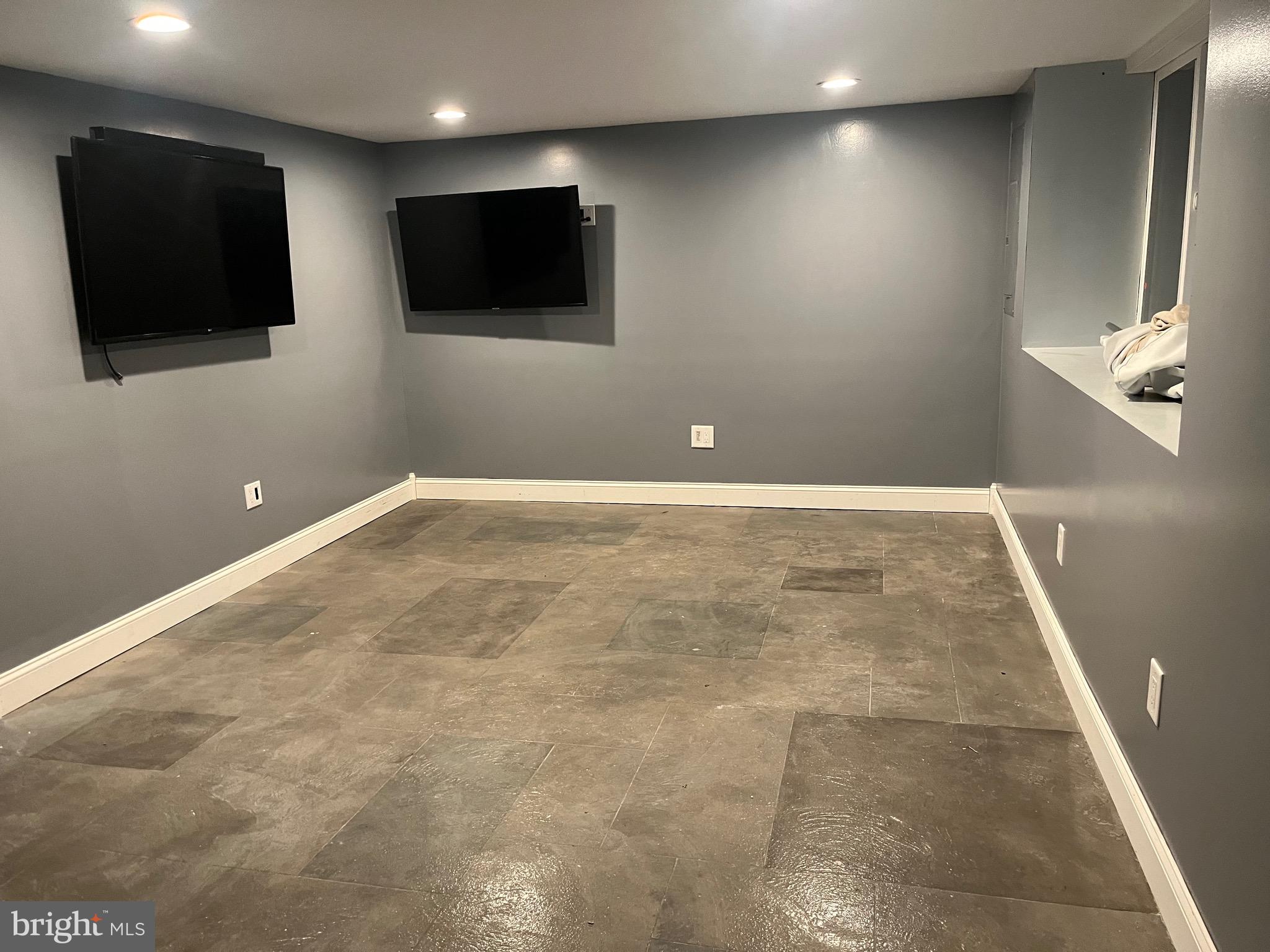 11804 Brandon Road Philadelphia, PA 19154 - Photo 34 of 40