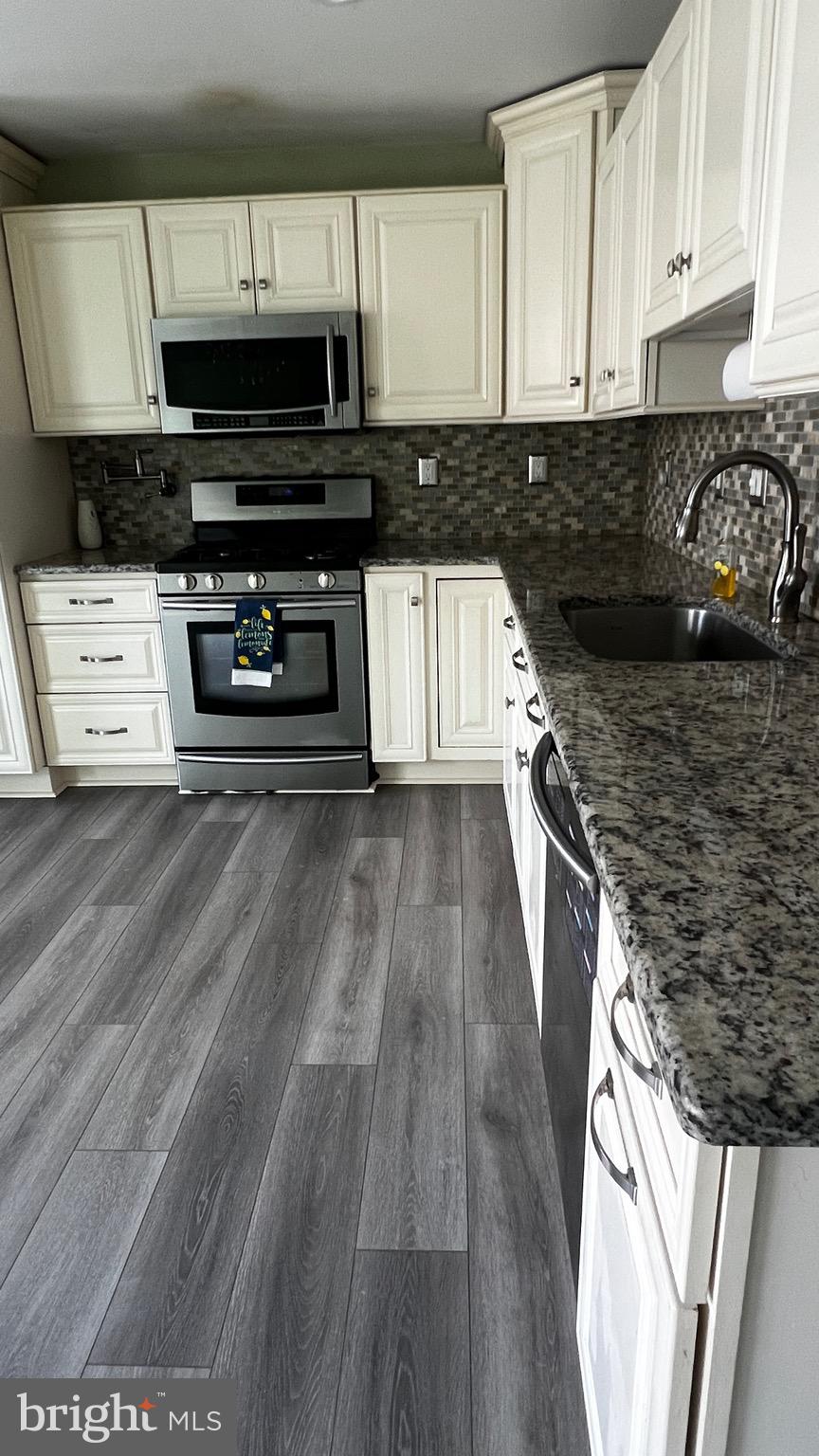 11804 Brandon Road Philadelphia, PA 19154 - Photo 10 of 40