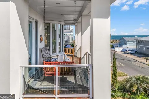 $1,950,000 | 8 18th Street, Tybee Island, GA 31328