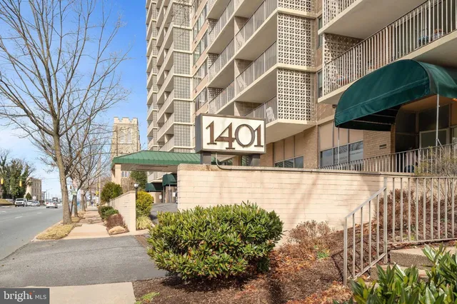 $200,000 | 1401 Pennsylvania Avenue, Unit 611, Wilmington, DE 19806