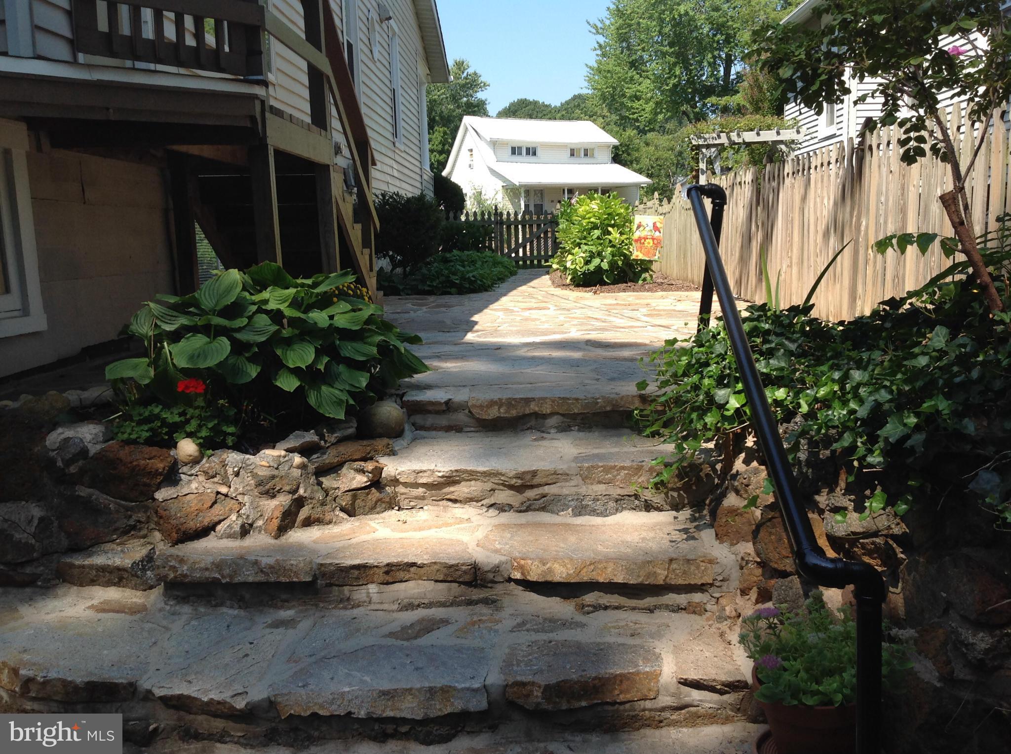 25 Edmondson Ridge Road Baltimore, MD 21228 - Photo 15 of 15 Exterior (General)