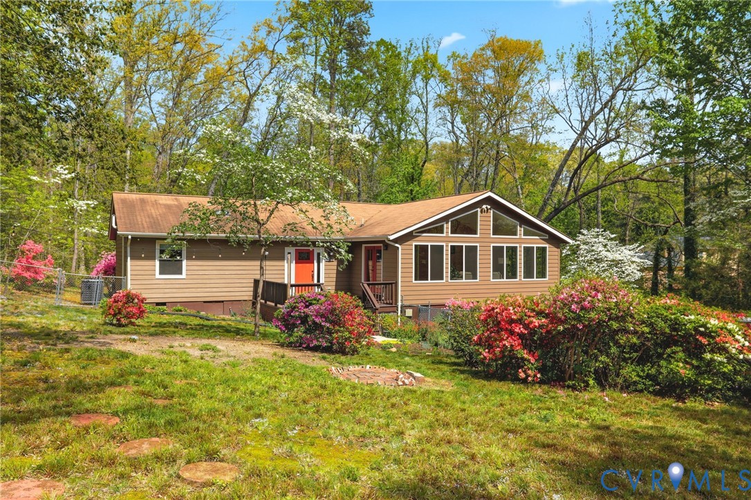8001 Jahnke Road North Chesterfield, VA 23235 - Photo 1 of 32 Gallery Image 1