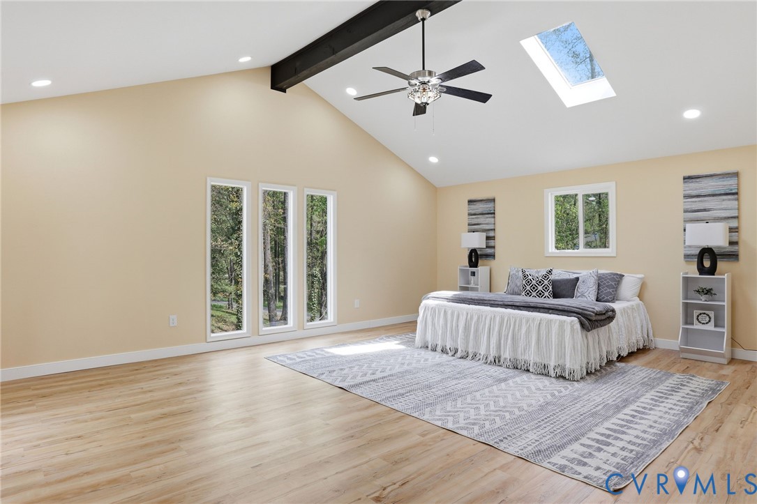 8001 Jahnke Road North Chesterfield, VA 23235 - Photo 16 of 32 Large primary bedroom with skylight