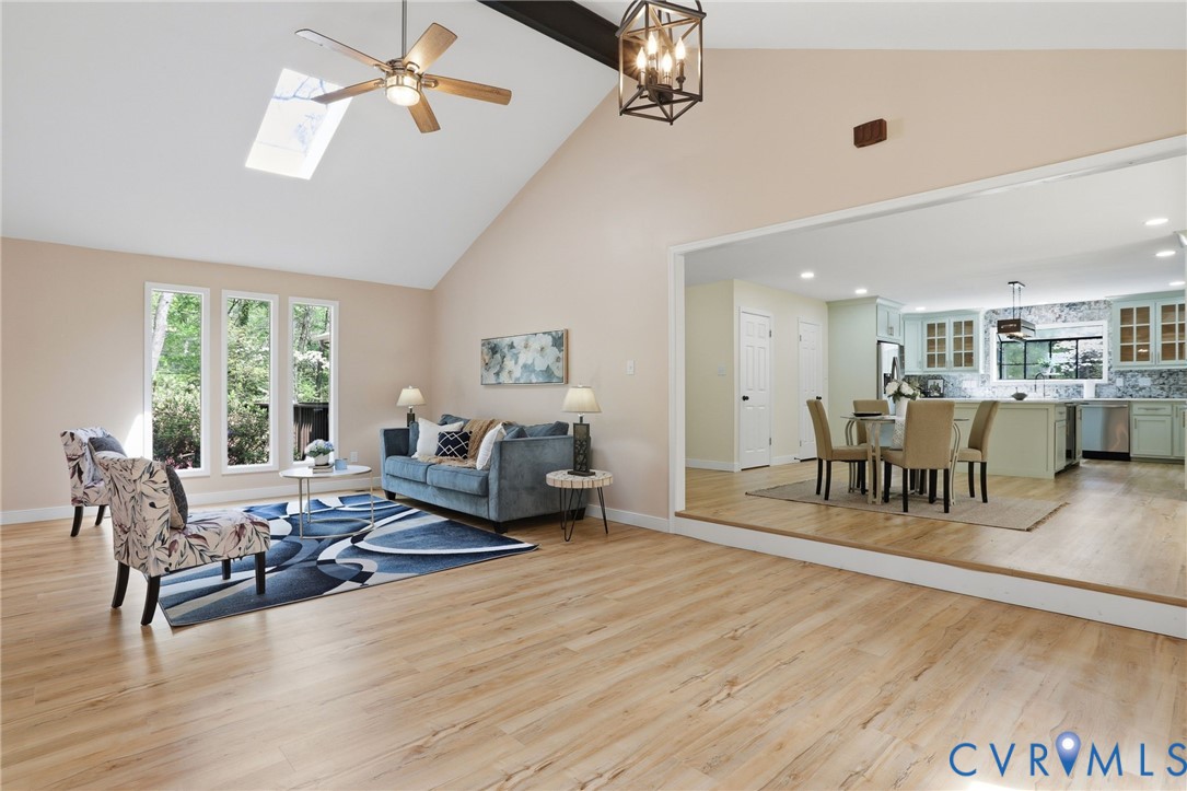 8001 Jahnke Road North Chesterfield, VA 23235 - Photo 6 of 32 Spacious living area