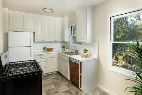 $1,450,000 | 3820 Fernwood Street, San Mateo, CA 94403