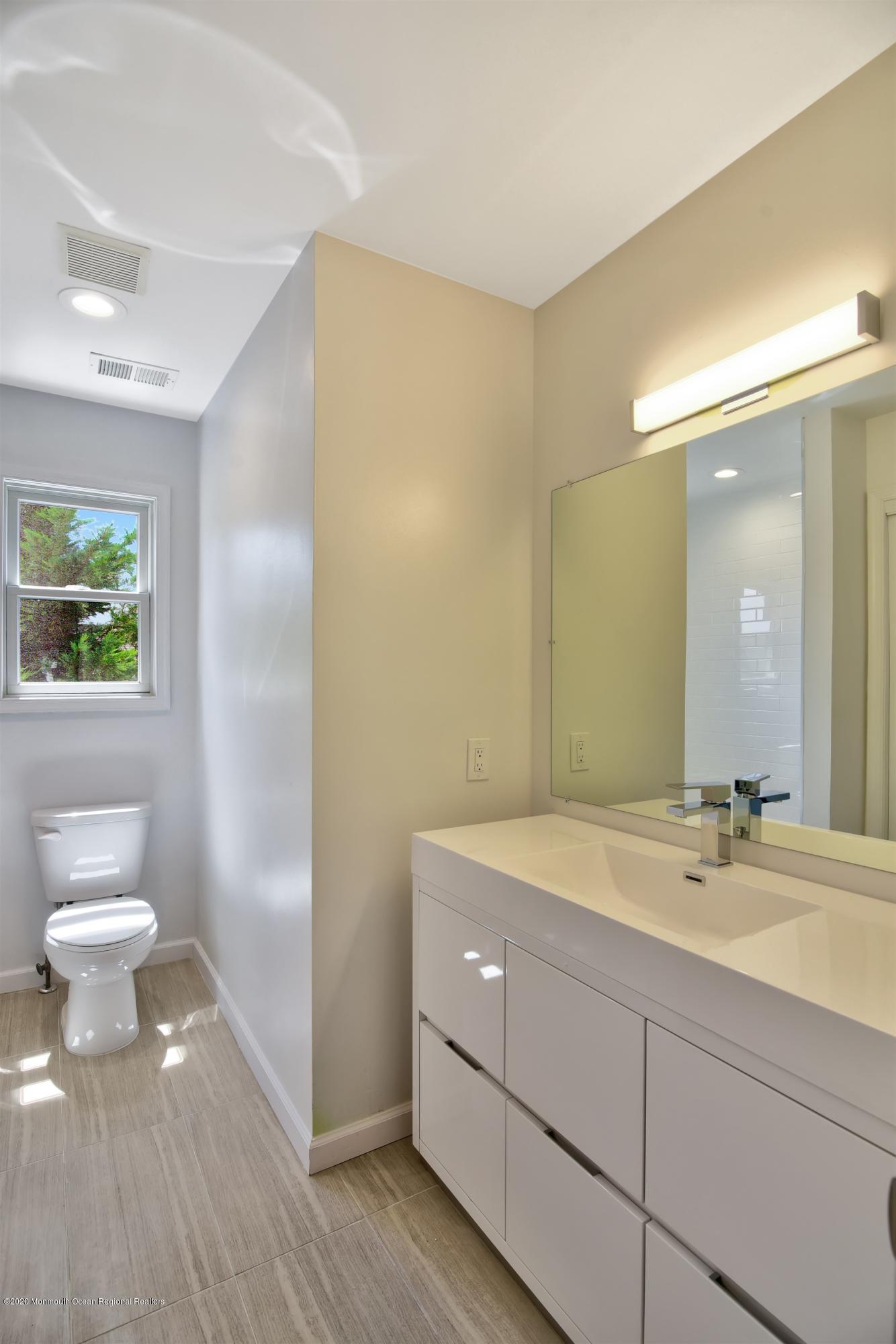 6 Bloomfield Road Manalapan, NJ 07726 - Photo 15 of 35 017-Bathroom
