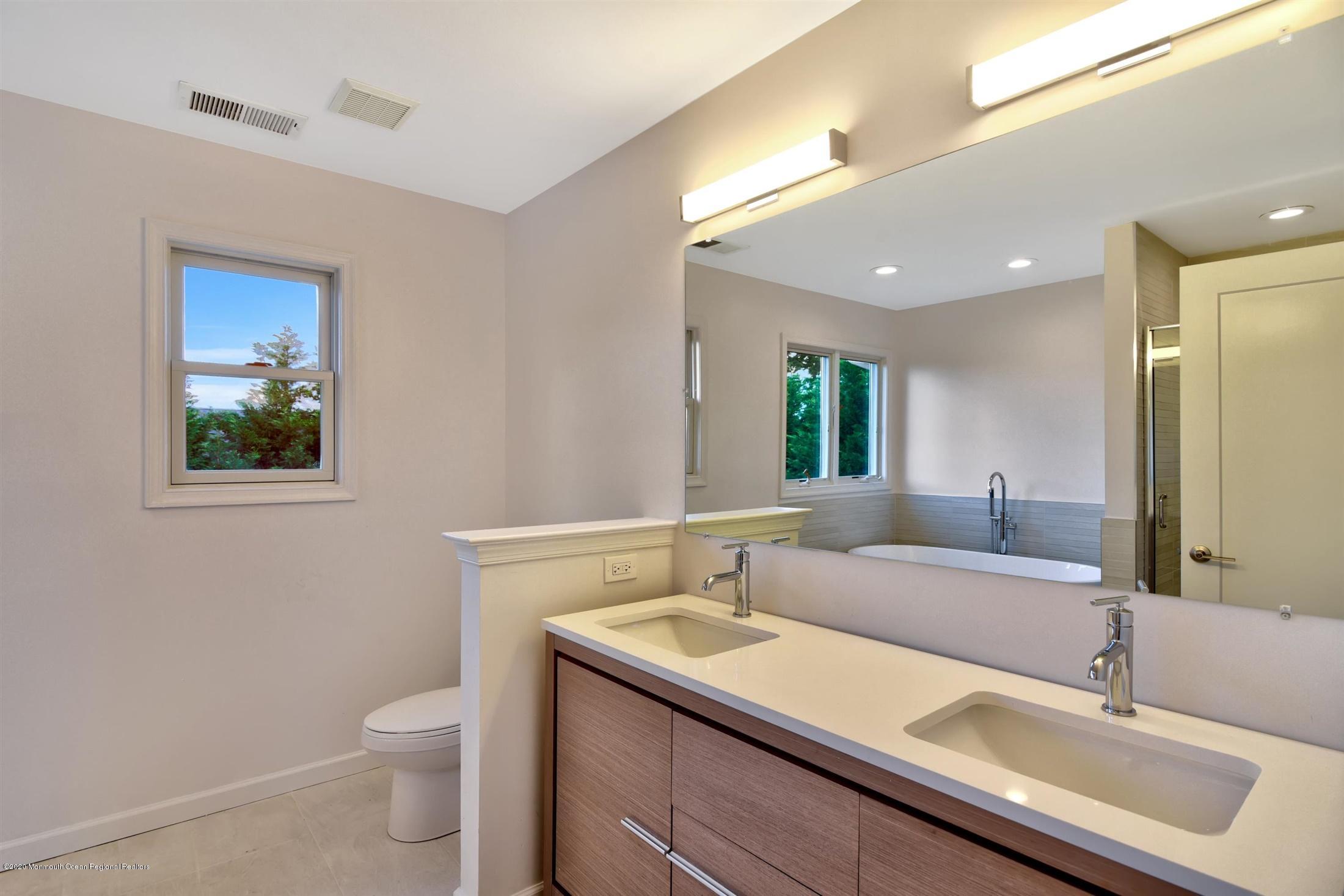 6 Bloomfield Road Manalapan, NJ 07726 - Photo 21 of 35 024-Master Bathroom