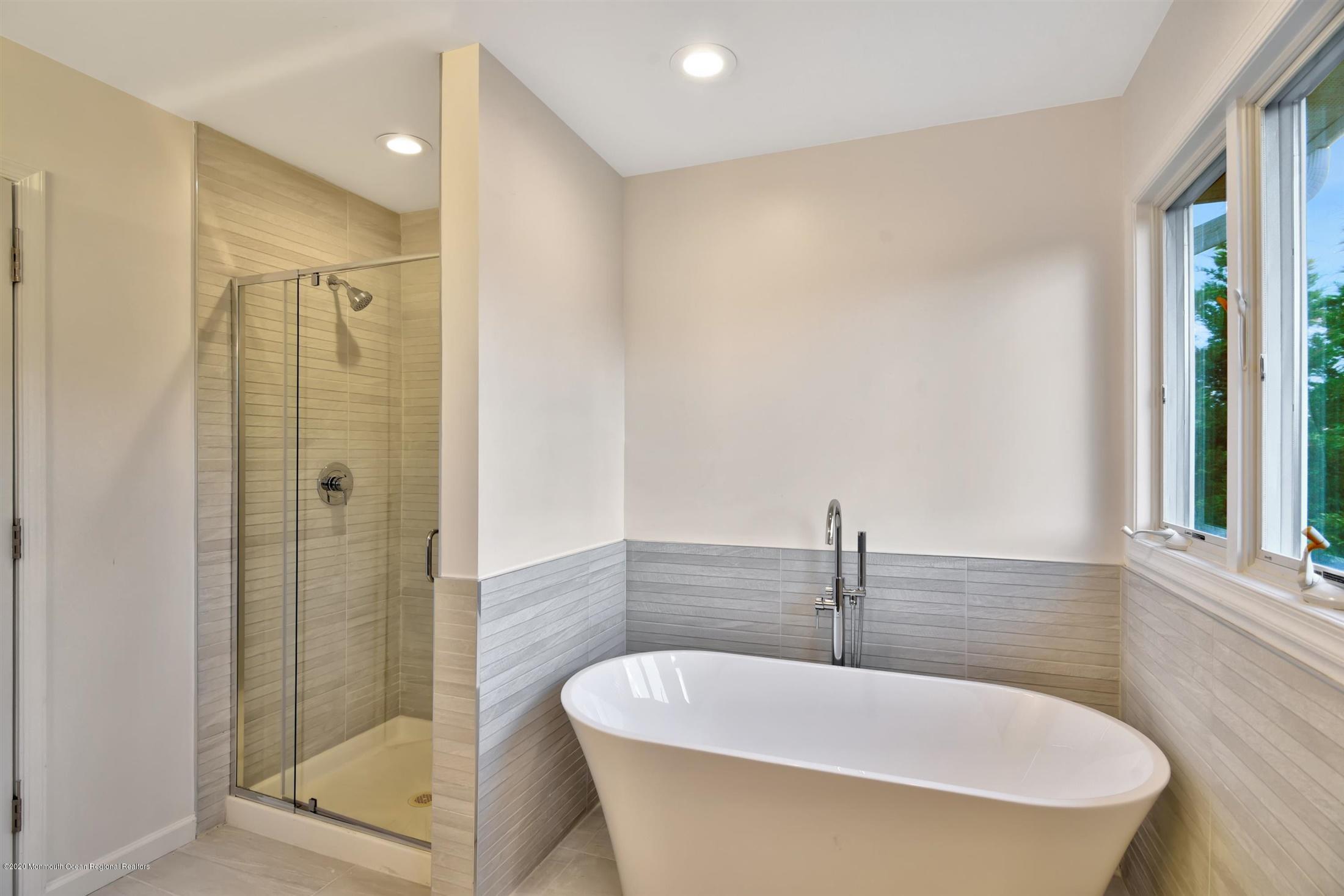 6 Bloomfield Road Manalapan, NJ 07726 - Photo 22 of 35 025-Master Bathroom