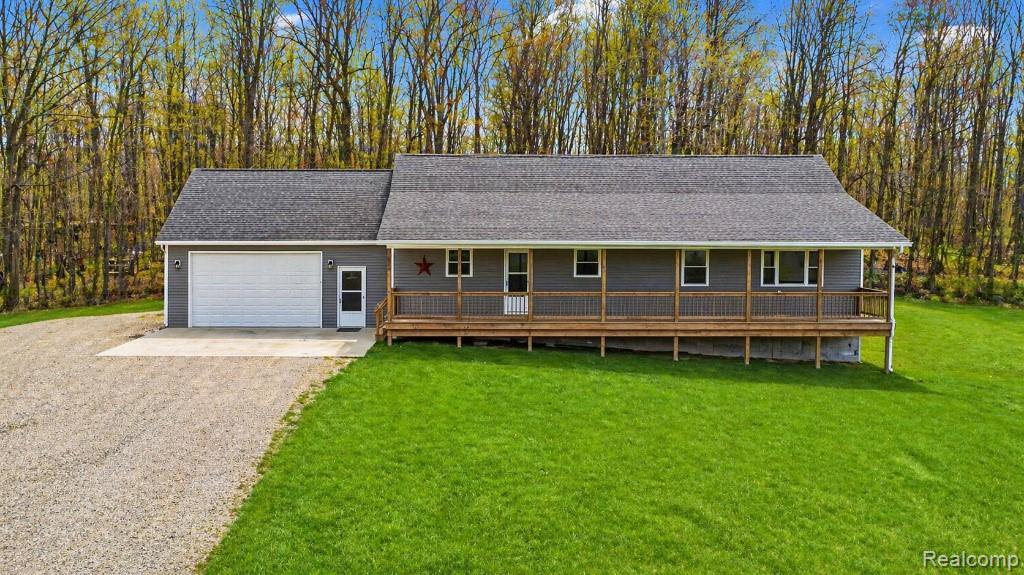 2800 Meadowdale Road Metamora, MI 48455 - Photo 1 of 28 121.jpg
