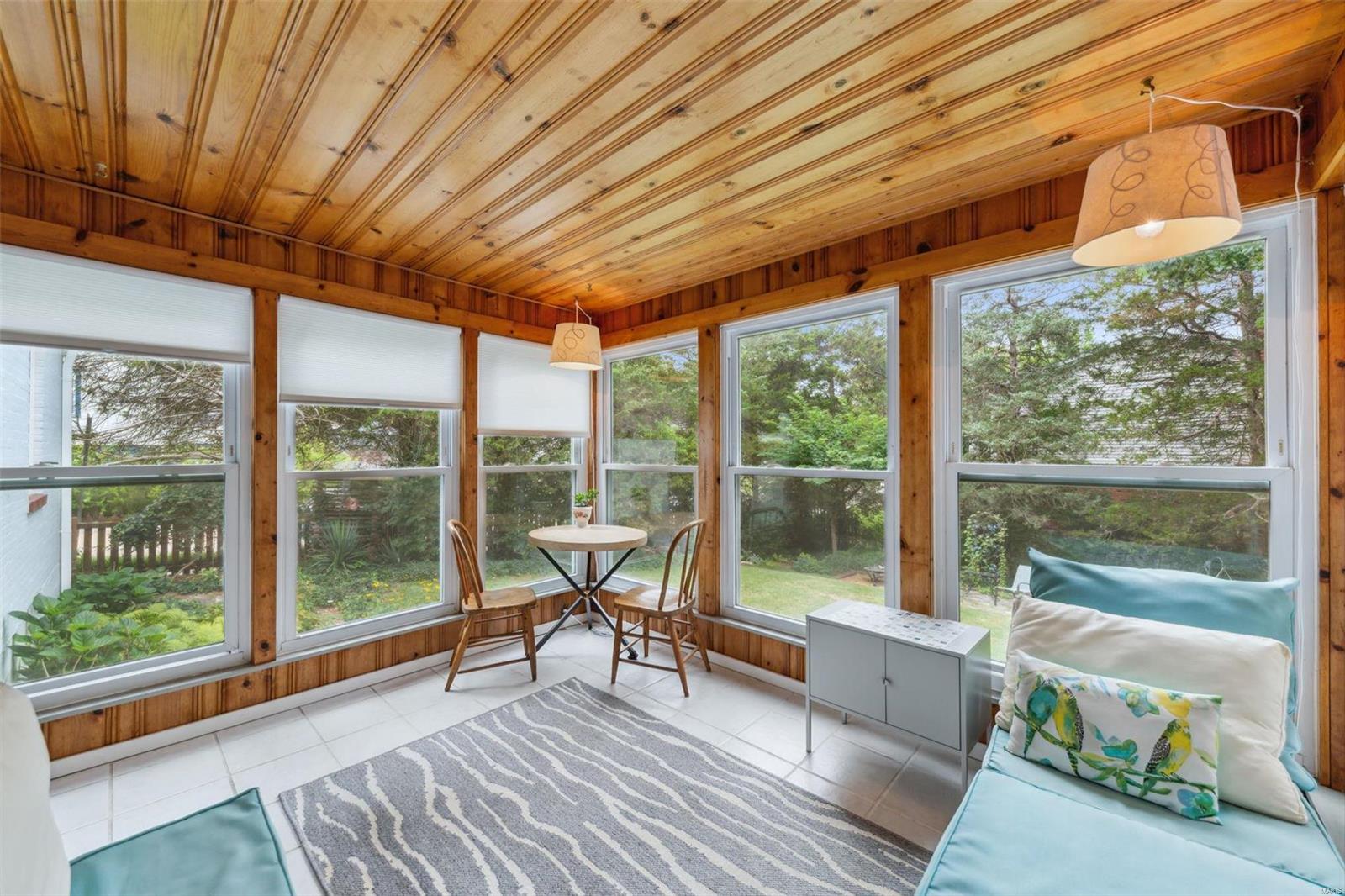 11631 Denny Road Sunset Hills, MO 63126 - Photo 9 of 20