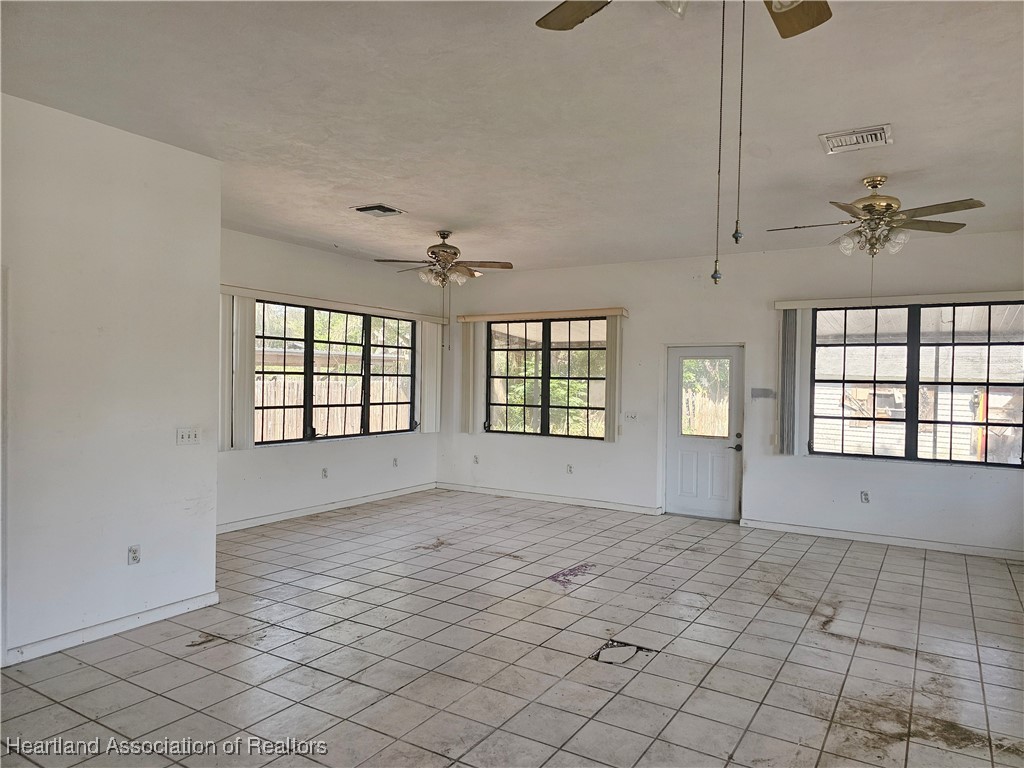 1237 Hitakee Avenue Sebring, FL 33870 - Photo 12 of 26 Another View of Family Room.