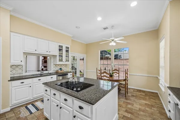 $625,000 | 1830 Breezin Court, The Woodlands, TX 77380