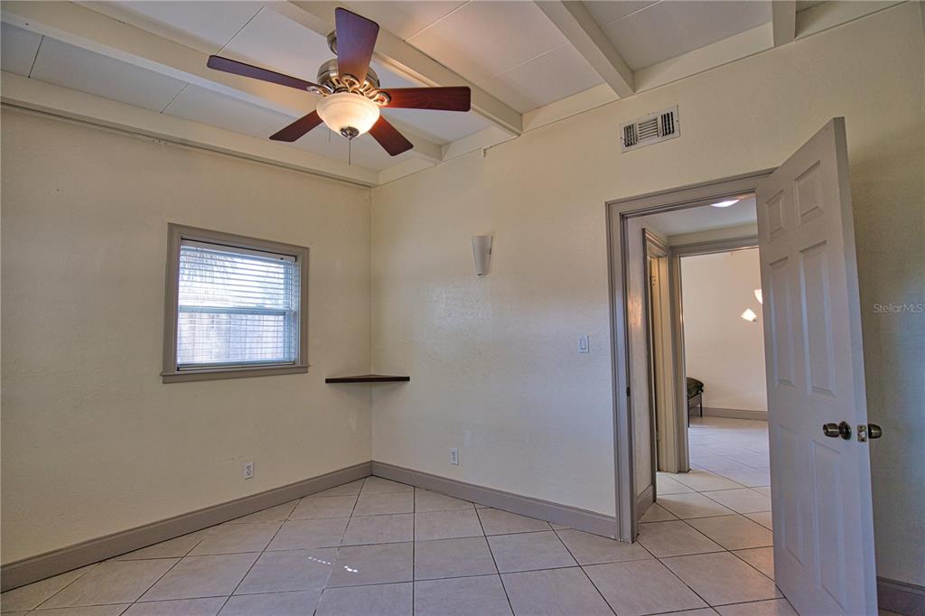 1937 Gold Avenue Sarasota, FL 34235 - Photo 38 of 47