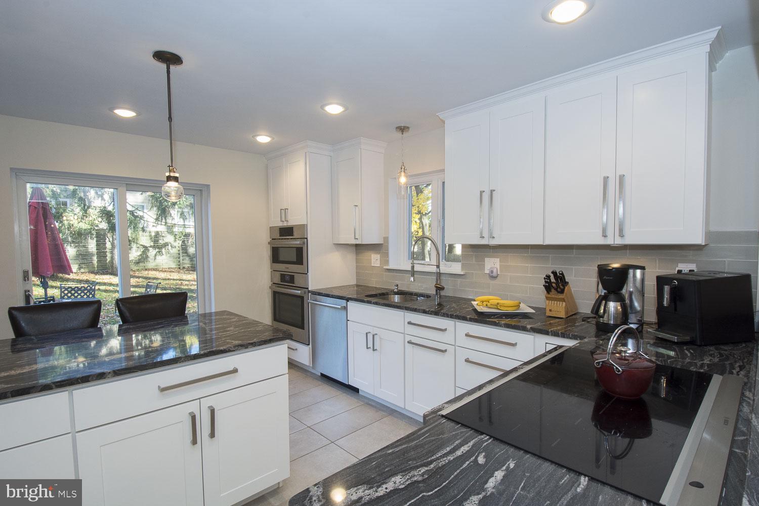 135 Lenape Drive Berwyn, PA 19312 - Photo 11 of 38