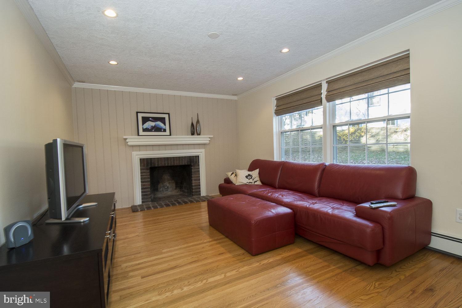 135 Lenape Drive Berwyn, PA 19312 - Photo 18 of 38