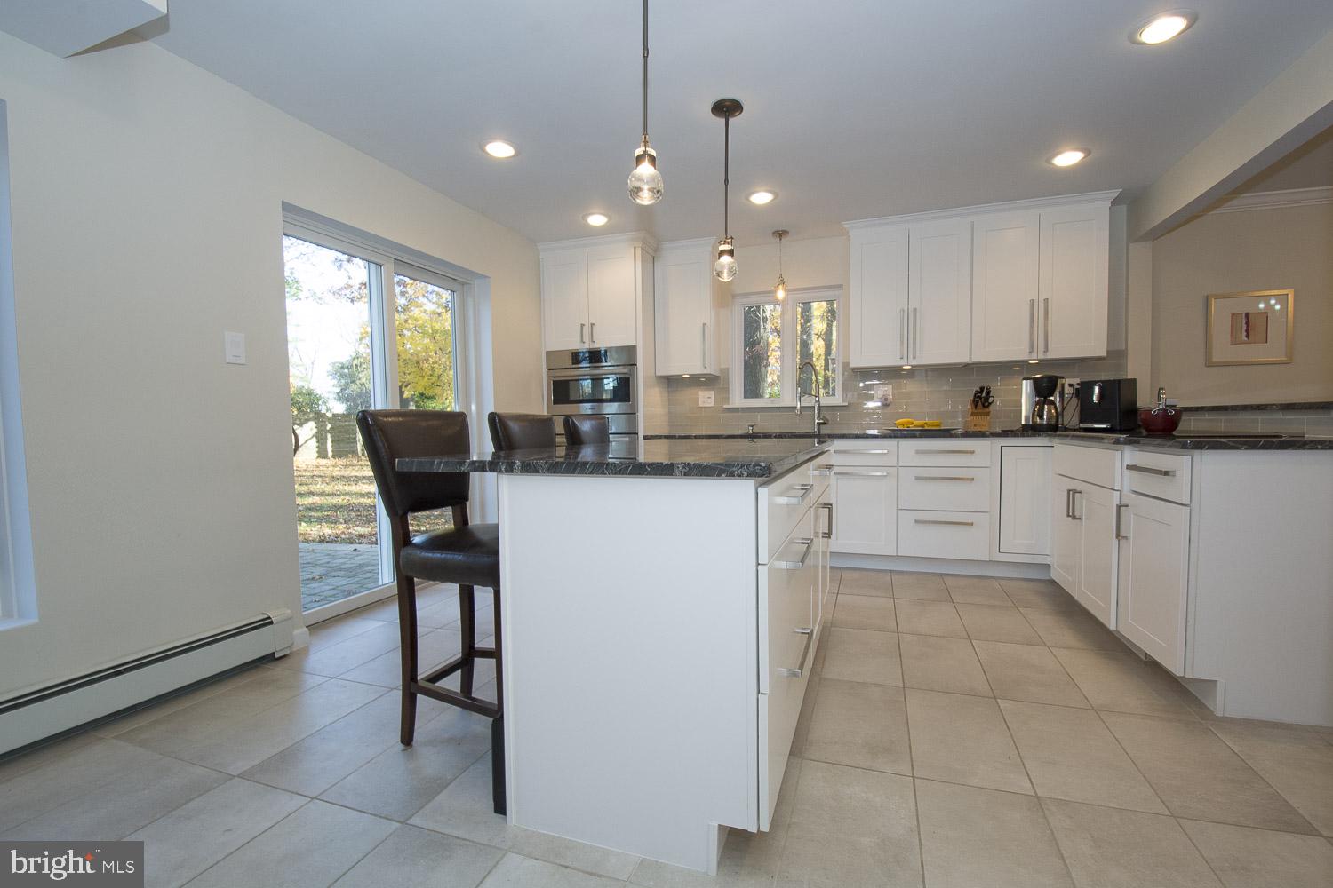 135 Lenape Drive Berwyn, PA 19312 - Photo 7 of 38