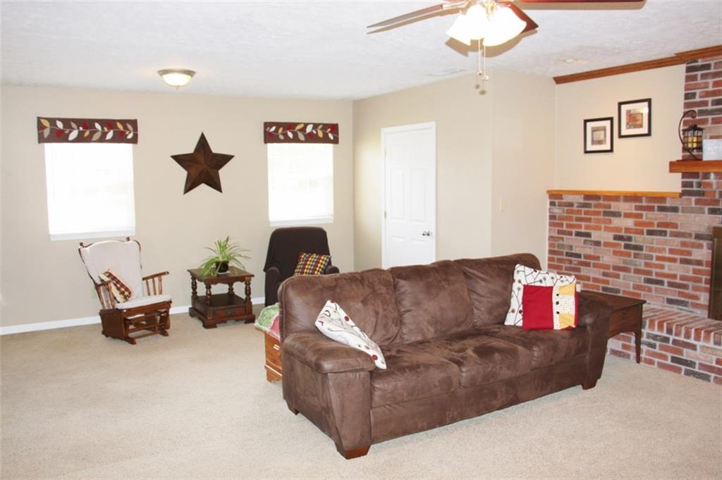 5522 Milhouse Road Indianapolis, IN 46221 - Photo 6 of 23 Gallery Image 6