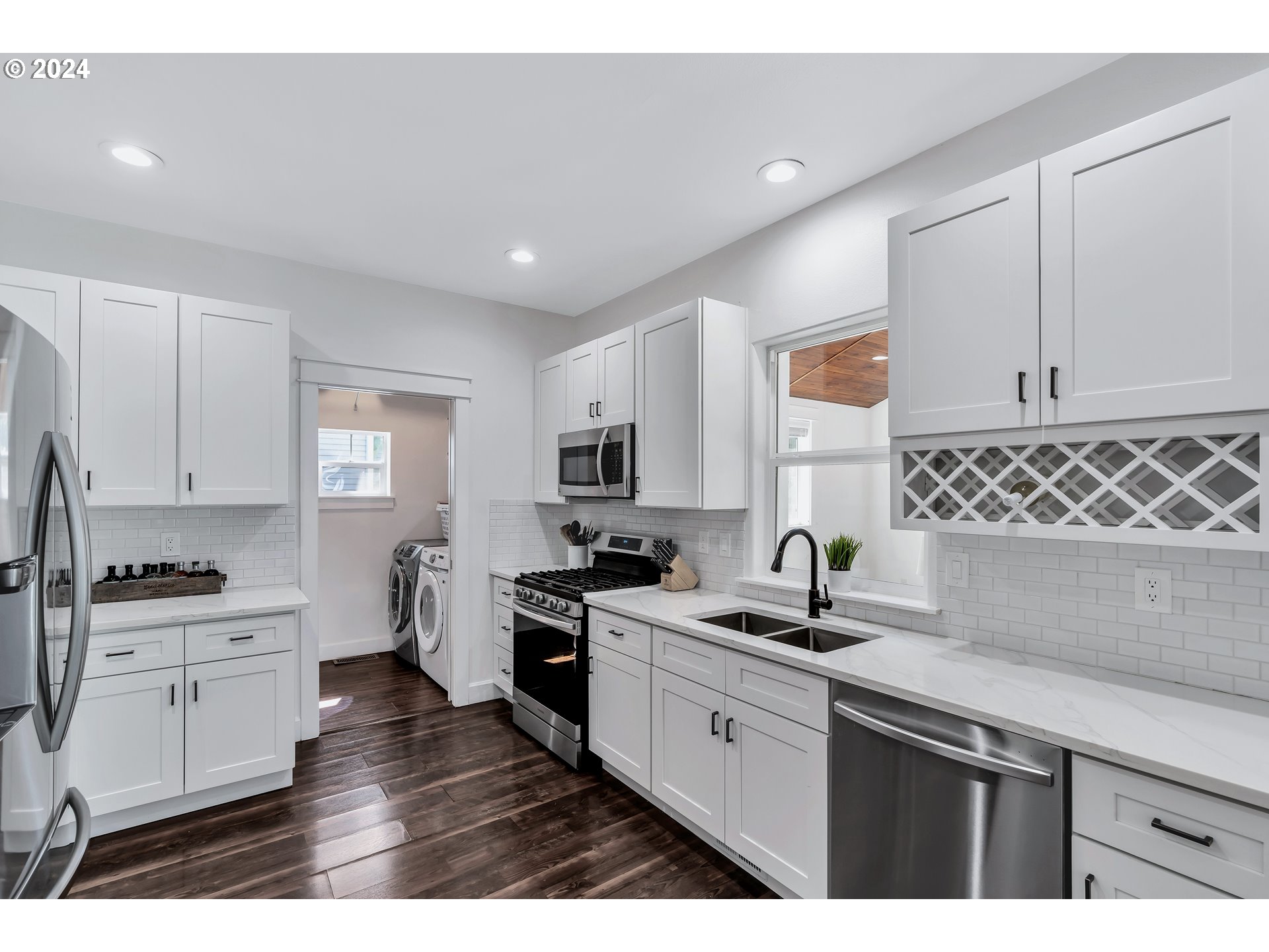 3302 Southeast 197th Court Camas, WA 98607 - Photo 12 of 34 Gallery Image 12
