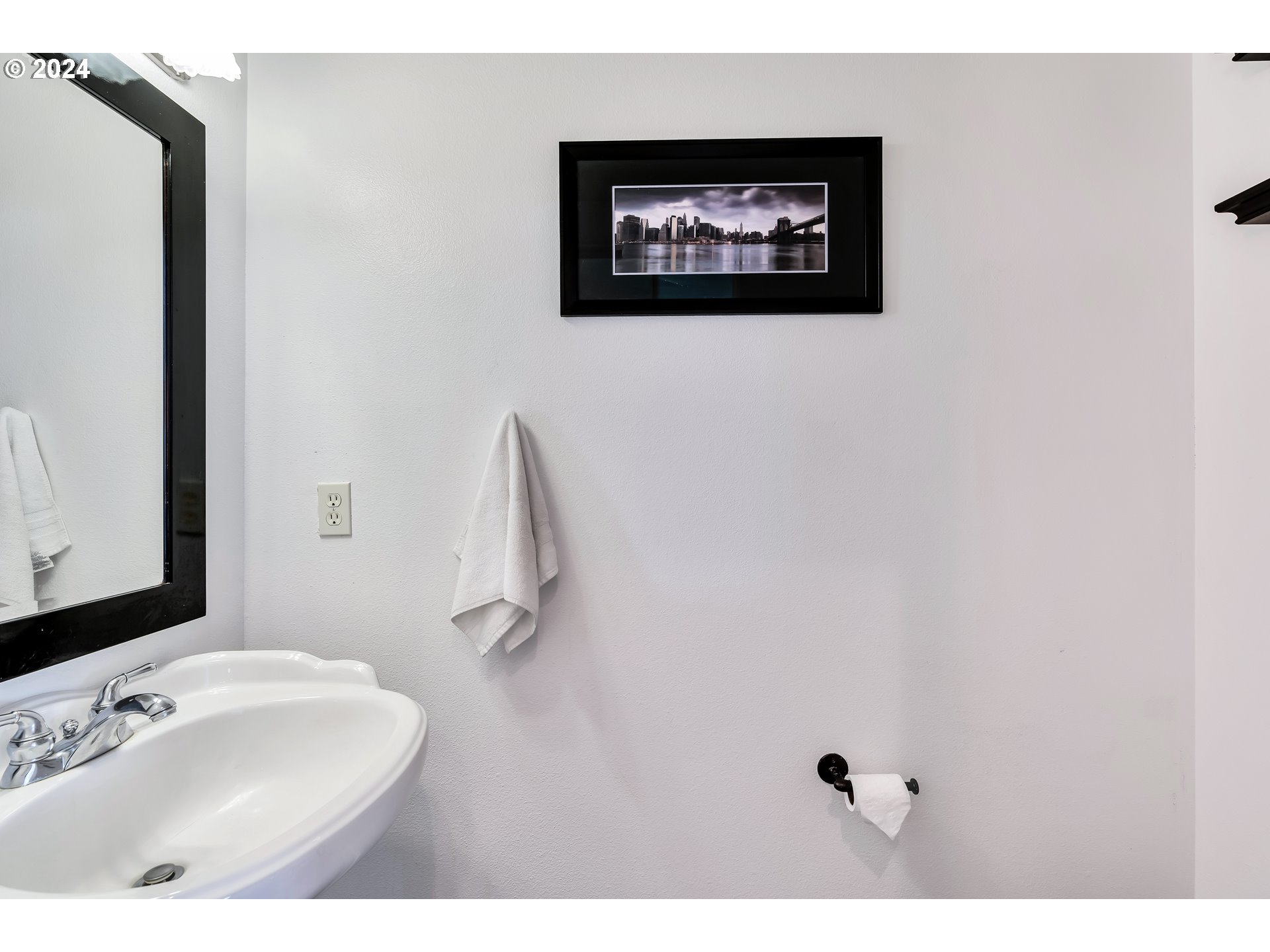 3302 Southeast 197th Court Camas, WA 98607 - Photo 8 of 34 Gallery Image 8