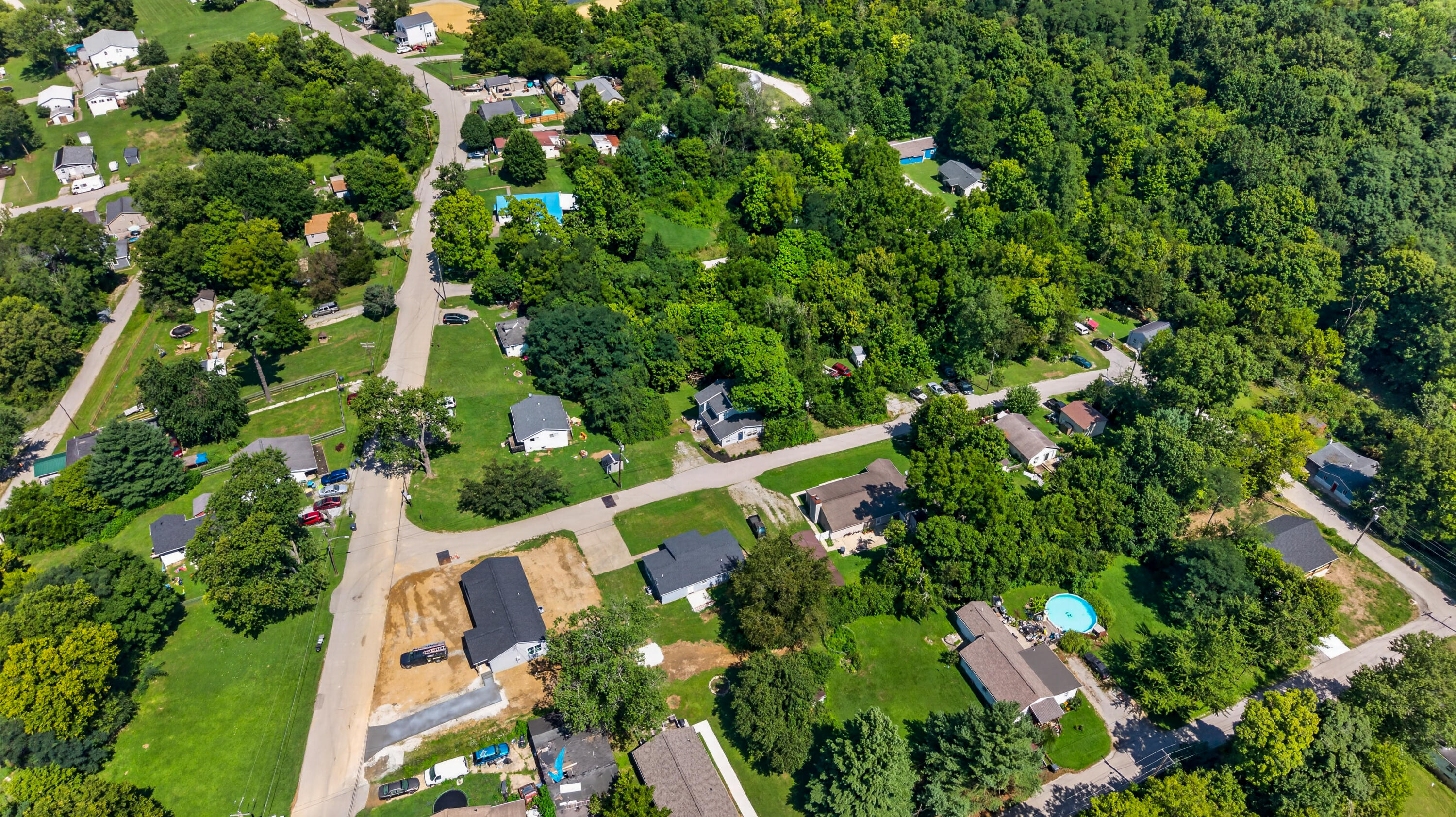 486 Forest Road Covington, KY 41015 - Photo 33 of 42 DJI_20260804120514_0035_D
