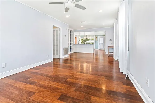 $2,200 | 3827 Williams Place, New Orleans, LA 70121