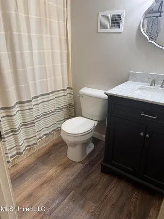 $342,900 | 8905 Oak Ridge Drive, Walls, MS 38680