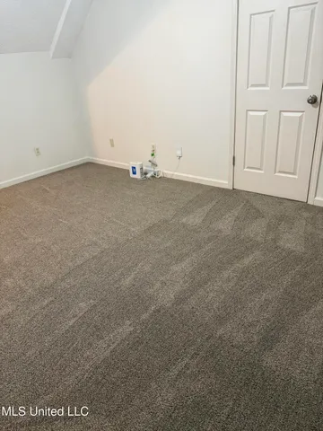 $342,900 | 8905 Oak Ridge Drive, Walls, MS 38680