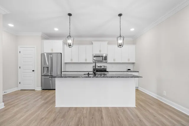 $2,195 | 3063 Timberdale Drive, Clarksville, TN 37042