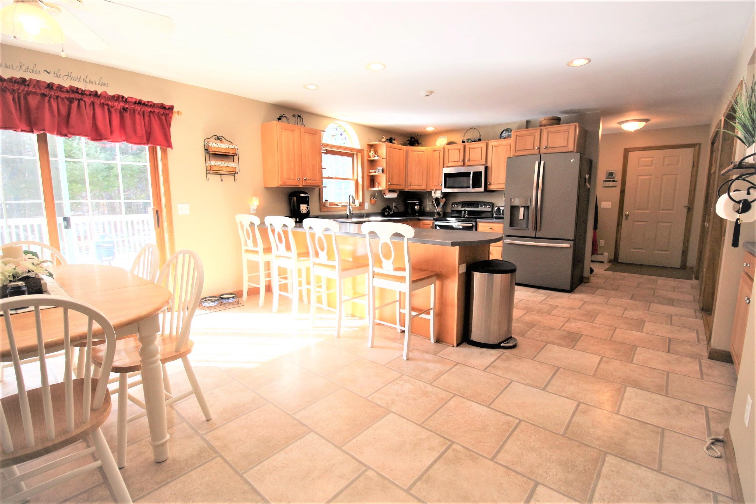 162 Spring Road Pittsfield, ME 04967 - Photo 11 of 58 Open floor Kitchen