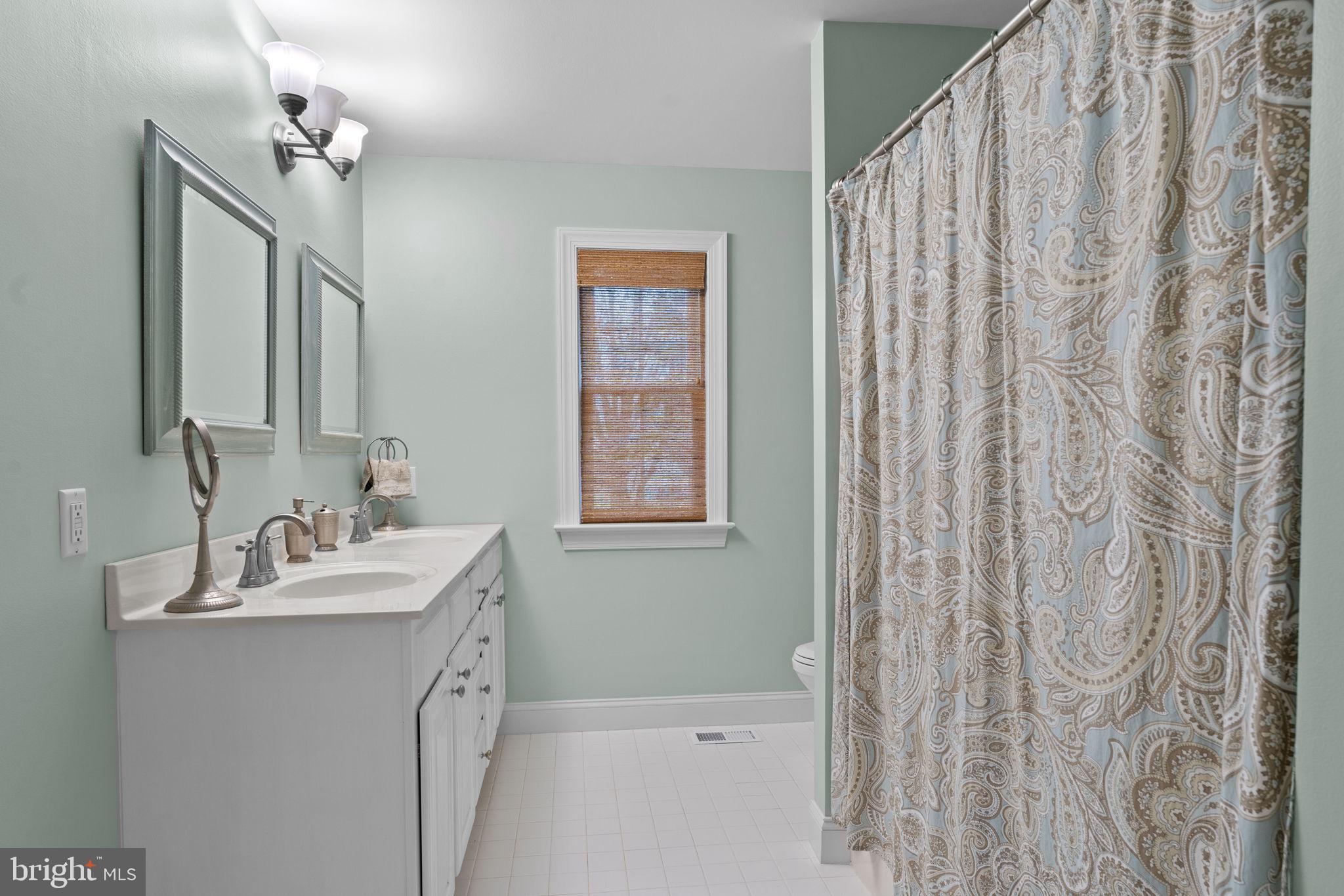 1054 West King Road Malvern, PA 19355 - Photo 31 of 41