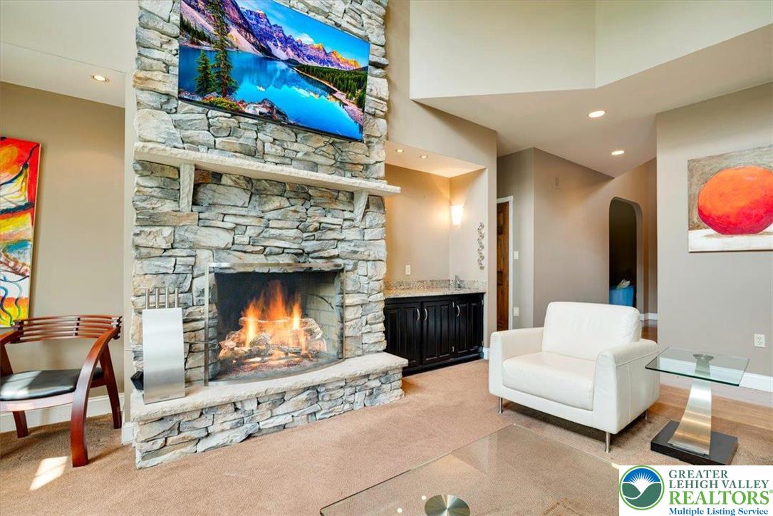 1488 Kelly Road Stroudsburg, PA 18360 - Photo 15 of 89